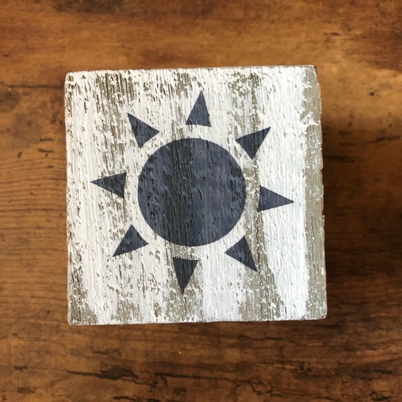 Cube Decor - Picture 2 of 7